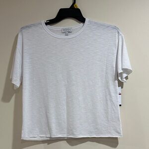 Elegant White Short Sleeve Top